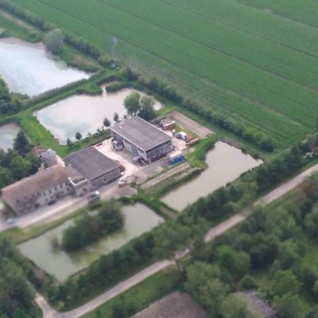 Agriturismo Lucchetta Reggiolo Buitenkant foto